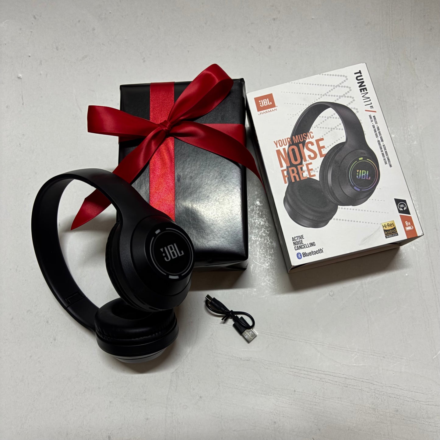 JBL active noise cancelling headphones